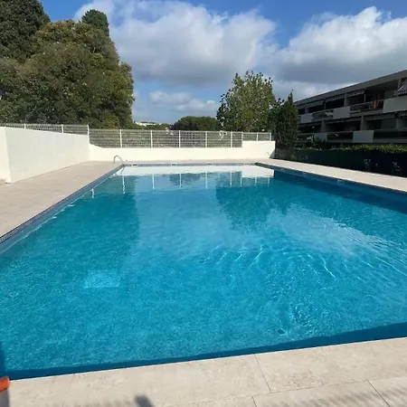 Apartment Joli Vue Mer, Piscine, Tennis, Parking Antibes