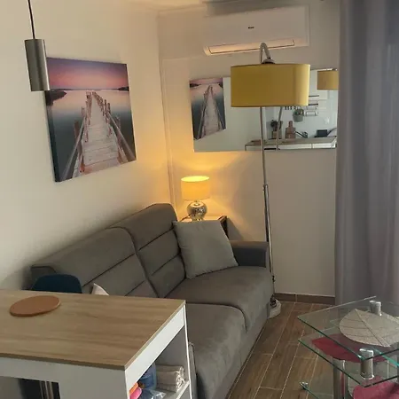 Apartment Joli Vue Mer, Piscine, Tennis, Parking *